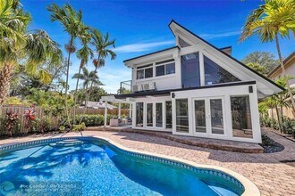 1607 SE 1st St in Fort Lauderdale, FL - Building Photo - Building Photo