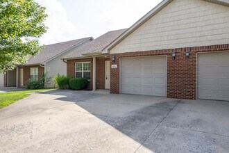 601-603-603 Glenstone Dr in Columbia, MO - Building Photo - Building Photo