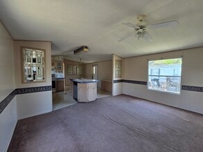 106 Clark St in Ingram, TX - Building Photo - Building Photo