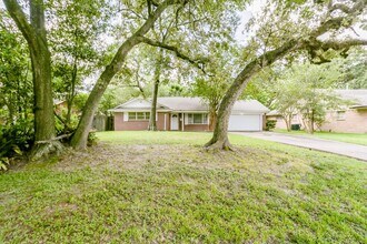 9753 Tappenbeck Dr in Houston, TX - Building Photo - Building Photo