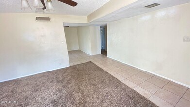 10019 N 48th Dr in Glendale, AZ - Building Photo - Building Photo