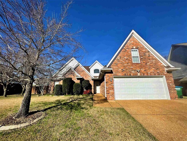 property at 11652 Belle Manor Dr