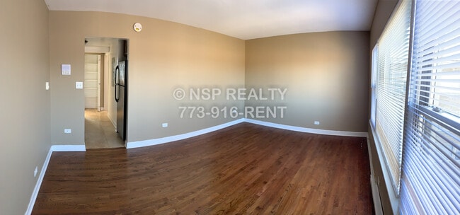 7628 N Milwaukee Ave, Unit 1B in Niles, IL - Building Photo - Building Photo