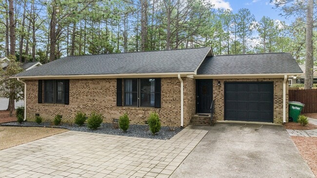 property at 1635 Longleaf Dr E