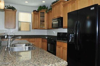 1431 S Newberry Ln in Tempe, AZ - Building Photo - Building Photo