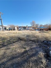 1332 Gentry Rd in Panaca, NV - Foto de edificio - Building Photo