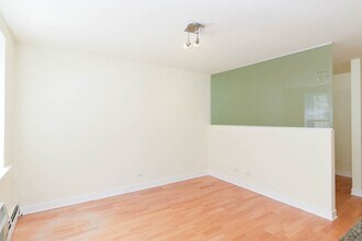 628 W Wrightwood Ave in Chicago, IL - Building Photo - Building Photo