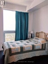 39 Roehampton Ave in Toronto, ON - Building Photo - Building Photo