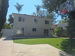 2006 Kelton Ave in Los Angeles, CA - Building Photo - Building Photo