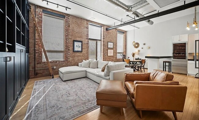 property at 101 N Tejon St