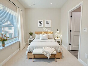 2587 Ocean Dr NW in Atlanta, GA - Building Photo - Building Photo