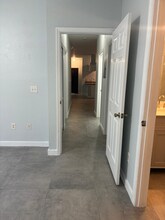 16253 Enclave Village Dr in Tampa, FL - Foto de edificio - Building Photo