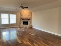 8517 Hornbeam Dr in Fort Worth, TX - Foto de edificio - Building Photo