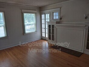 205 NW Kings Blvd in Corvallis, OR - Building Photo - Building Photo