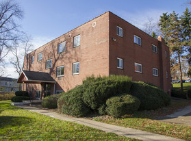 CAMBRIDGE APTS -- 043 Apartments