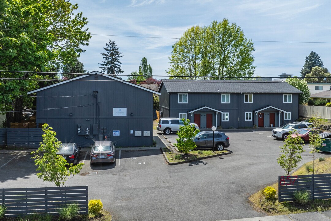 Quiet Maples in Burien, WA - Foto de edificio