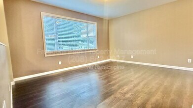 31719 N Barbara Ave in Spirit Lake, ID - Building Photo - Building Photo