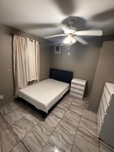 9455 Dearmont Ave in Orlando, FL - Building Photo - Building Photo