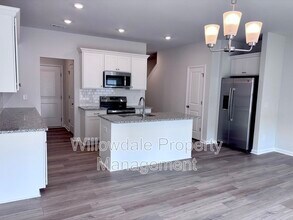 183 Central Townes Wy in Raleigh, NC - Building Photo - Building Photo