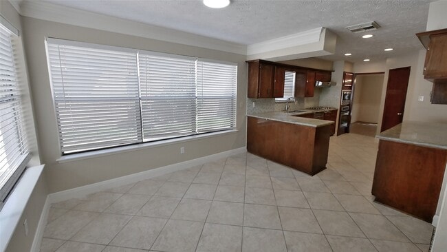 21626 Park Tree Ln