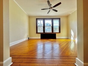228 Laurel Ave, Unit #1 in Maplewood, NJ - Building Photo - Building Photo