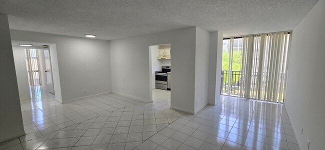 property at 16919 N Bay Rd