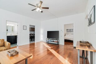 3532 Greenwood Blvd in Maplewood, MO - Building Photo