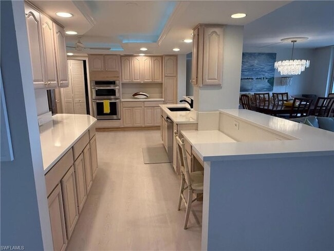 15 Bluebill Ave in Naples, FL - Building Photo - Building Photo