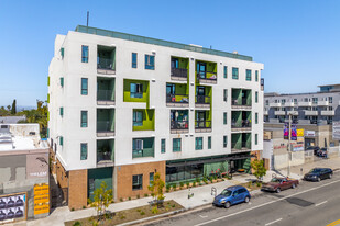 The Pointe on La Brea Apartments