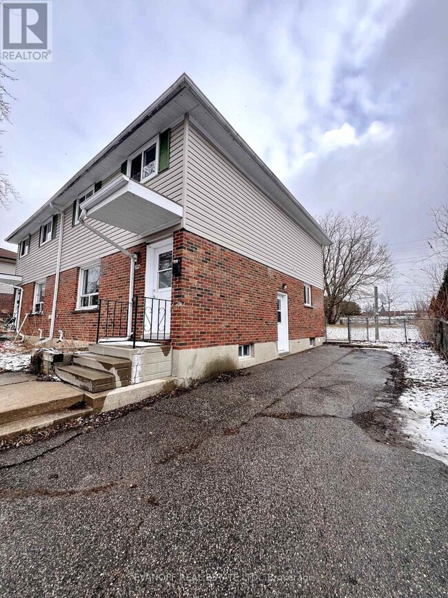 51 Maryknoll Ave