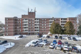 Trillium Apartments in Cobourg, ON - Building Photo - Building Photo