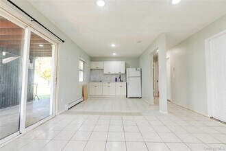 66 Avenue A in Holbrook, NY - Building Photo - Building Photo