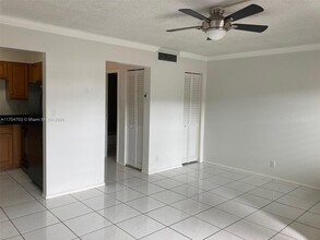 611 NE 14th Ave in Fort Lauderdale, FL - Building Photo - Building Photo