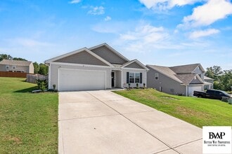 168 Glenshire Dr in Lugoff, SC - Building Photo - Building Photo