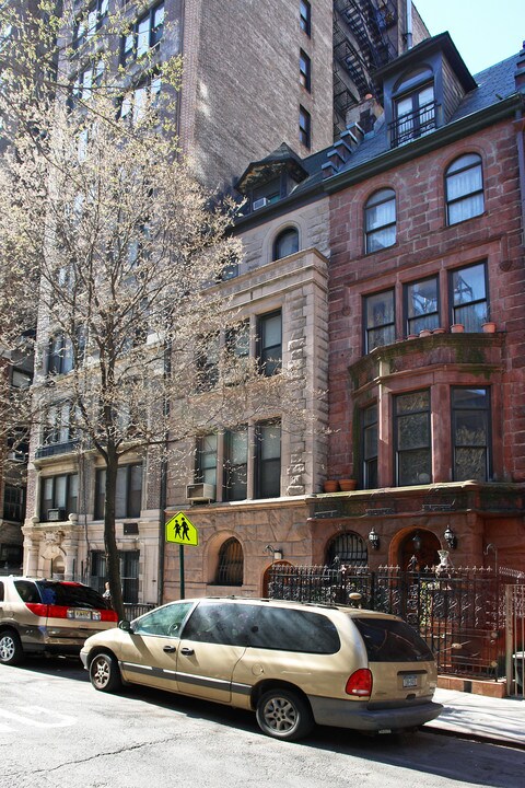 310 W 82nd St in New York, NY - Foto de edificio