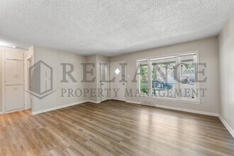 2062 Poplar St in Wichita, KS - Building Photo - Building Photo