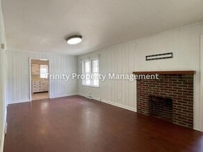 132 Winding Way in Clarksburg, WV - Building Photo - Building Photo