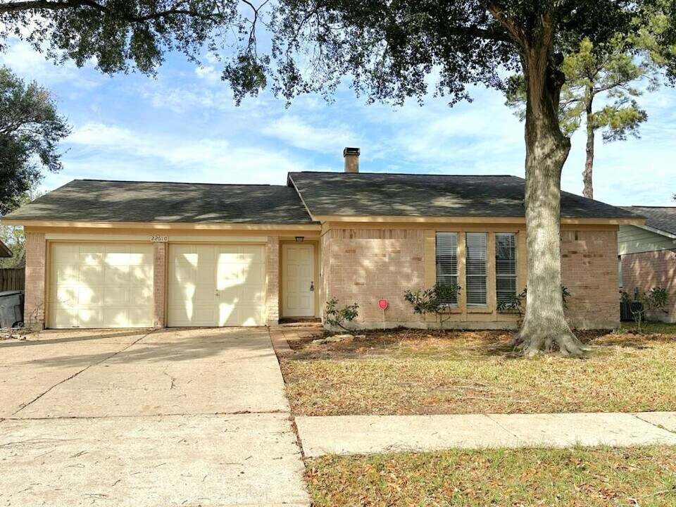 22610 Leedstown Ln in Katy, TX - Building Photo