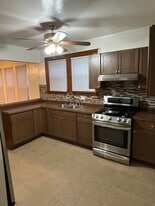 8128 S Marshfield Ave, Unit Second floor in Chicago, IL - Building Photo