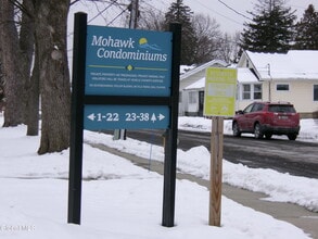 222 S Ten Broeck St in Scotia, NY - Building Photo - Building Photo