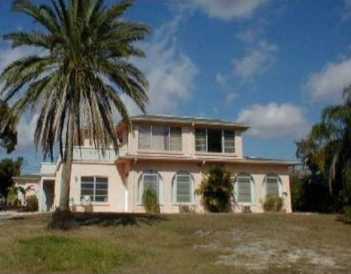 1854 S Highland Park Dr in Lake Wales, FL - Foto de edificio