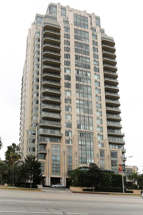 The Californian in Los Angeles, CA - Building Photo