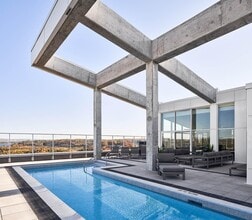 Petries Landing I in Ottawa, ON - Building Photo - Building Photo