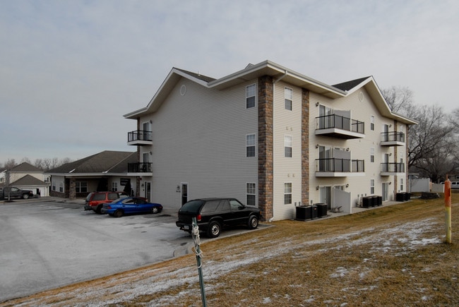 Creekside Village in Grain Valley, MO - Building Photo - Building Photo