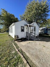 15 Denovion Ct in Sauget, IL - Building Photo - Building Photo