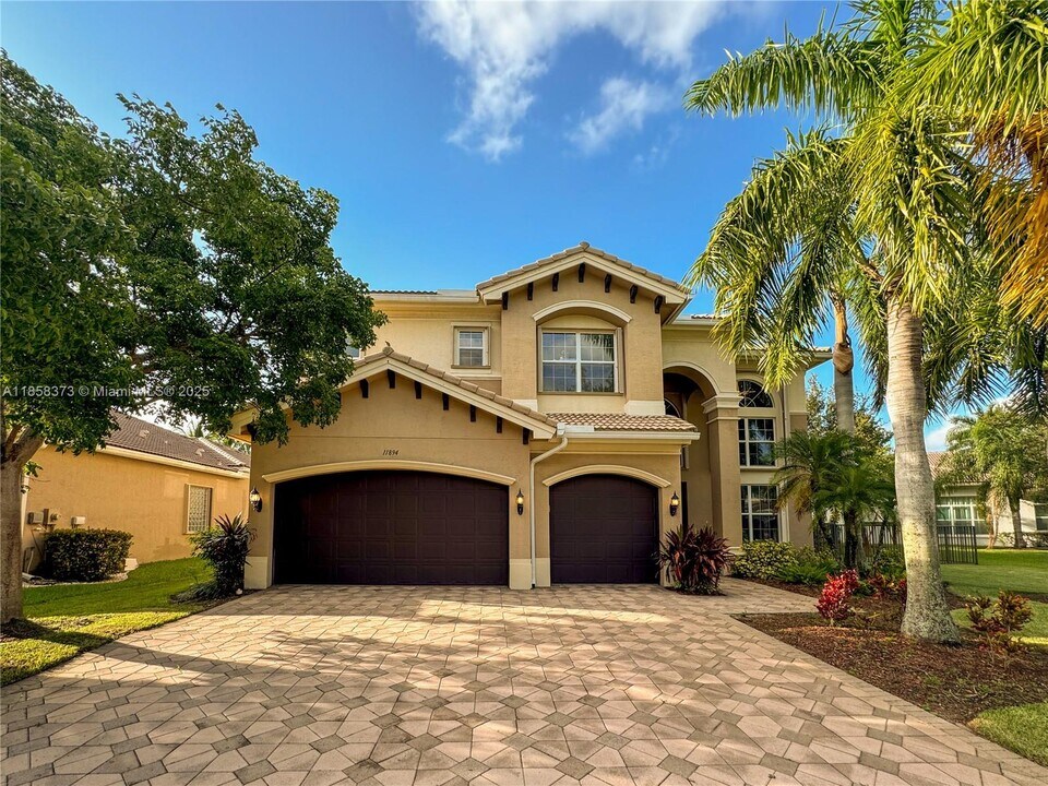 11894 Fox Hill Cir in Boynton Beach, FL - Building Photo