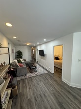 1507 W Henderson St in Chicago, IL - Foto de edificio - Building Photo