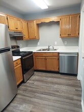 118 Eveningside Dr, Unit A in Soddy Daisy, TN - Building Photo - Building Photo