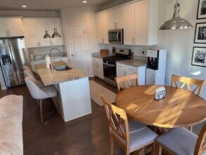 1620 Monte Vis Dr in Lake Geneva, WI - Building Photo - Building Photo