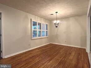 330 Parkwood Dr in Chambersburg, PA - Building Photo - Building Photo